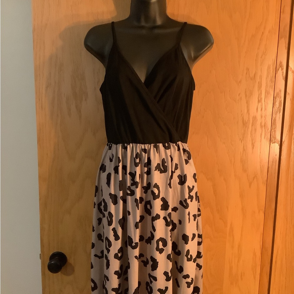 Elegant Black and Leopard Print Dress